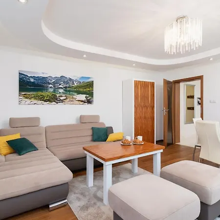 Mountain View Apartment Zborowskiego Krupowki By Noclegi Renters Zakopane Exterior photo
